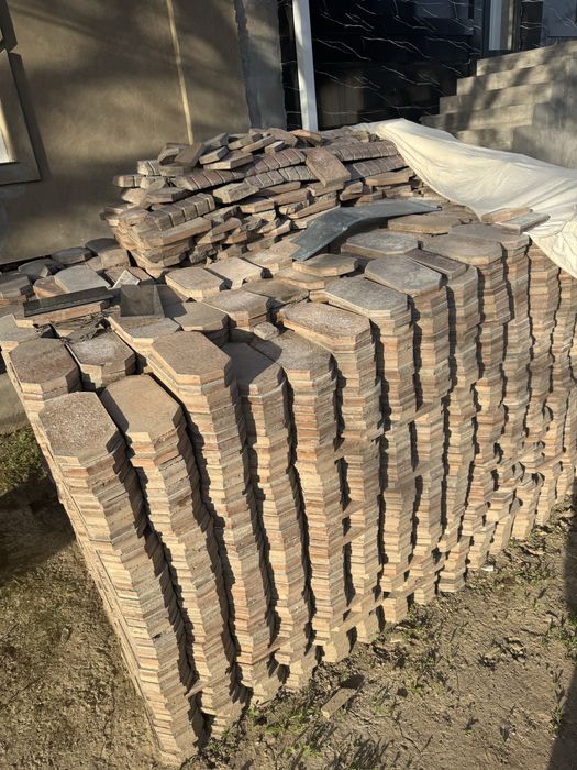 Брусчатка холати урта (б/у) 20.000 сумдан