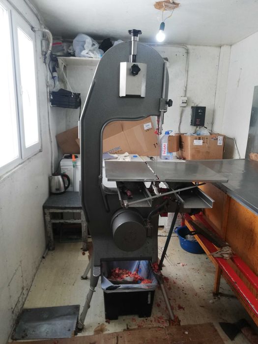 Пила кто 400 в хорошем состоянии