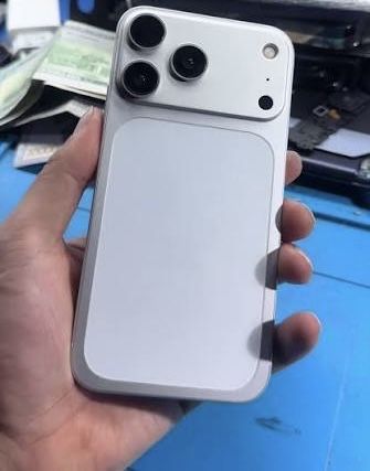 iPhone 11 в корпусе 17pro