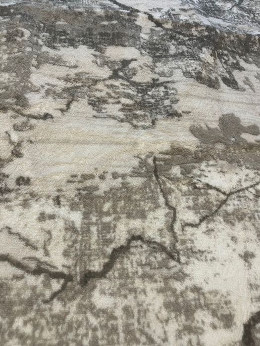 Квадратен килим 149 × 149 см - добро сьстоян