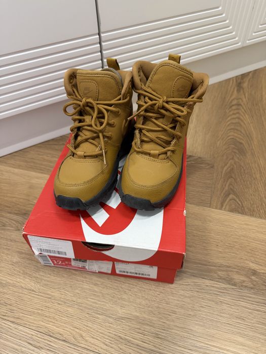 Ботинки демисезонные nike