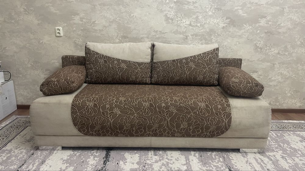 Диван для гостиной