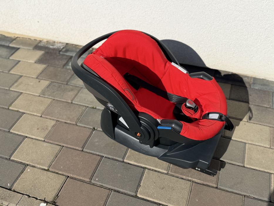 CARUCIOR  STOKKE Xplory 3 in 1  + Scaun auto+ baza fixare Isofix