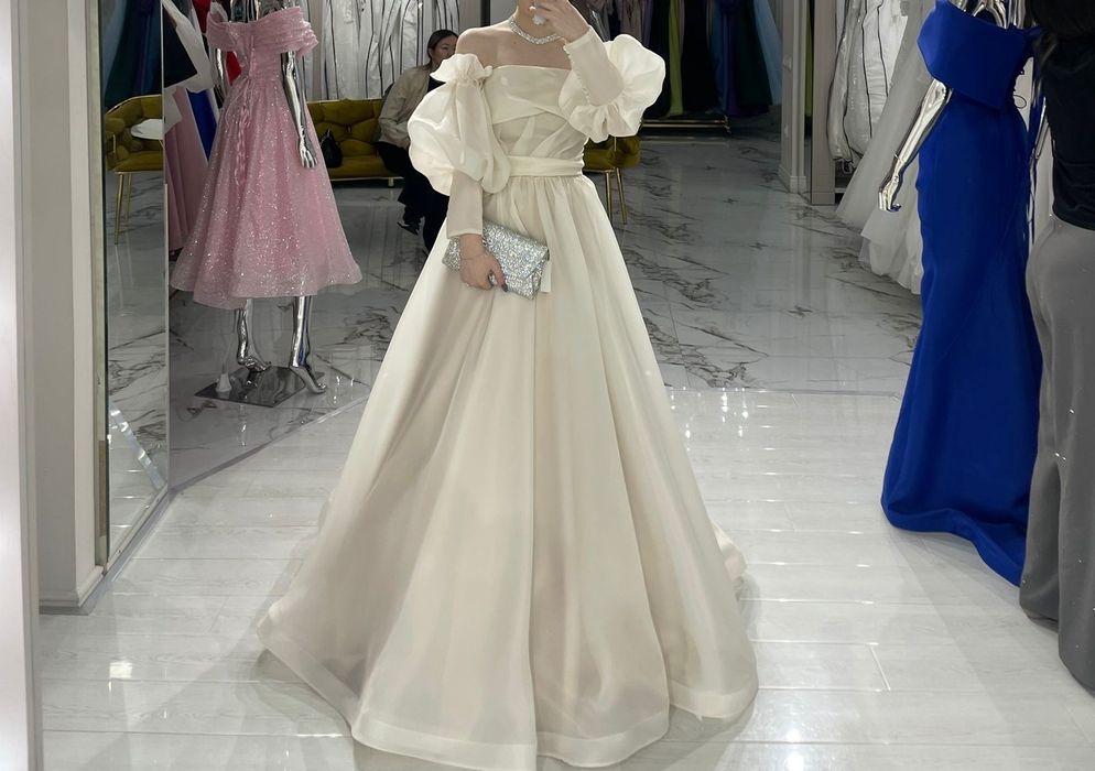 Продам платье шикарная