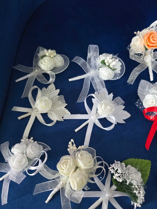 Гривни/цветчета/бутониери