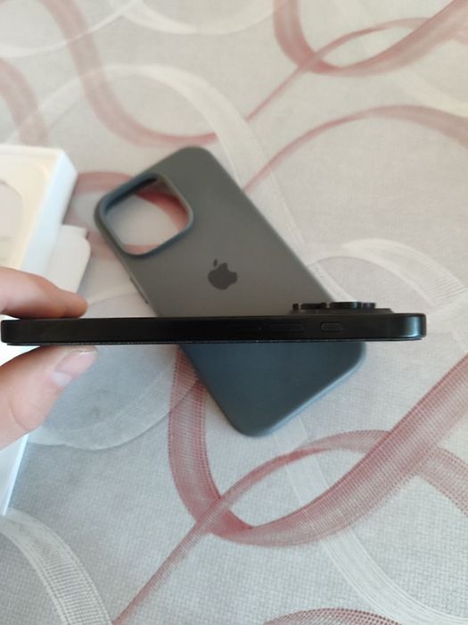 iPhone 16 Pro 256GB, 2 месяца использования