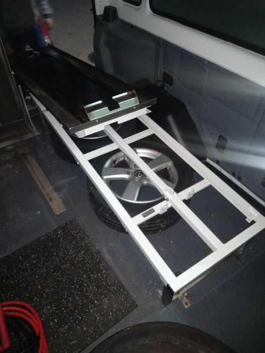 Легло за линейка, катафалка или кемпер