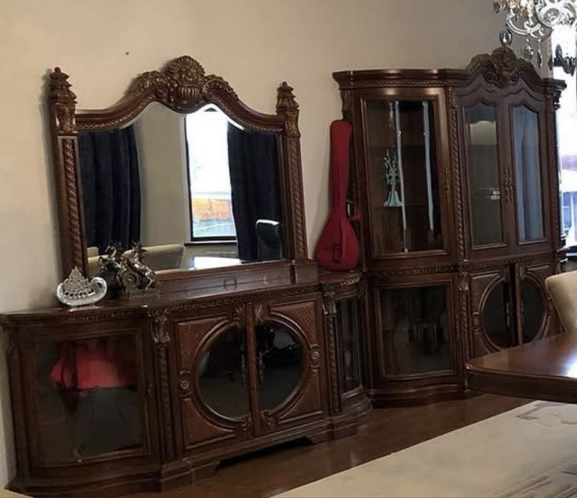 Шкаф горка для зала