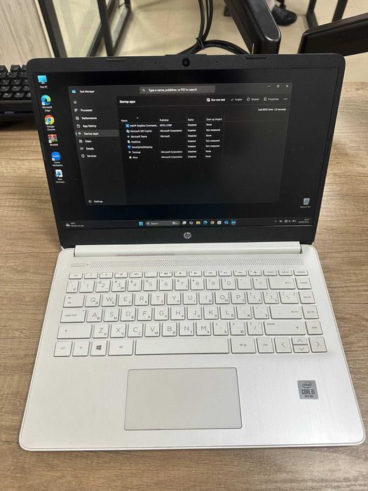 HP Noutbuk — Core i5 10-avlod | 16GB RAM | 256GB SSD