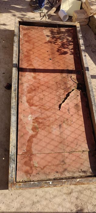 Дверь есік бу входной