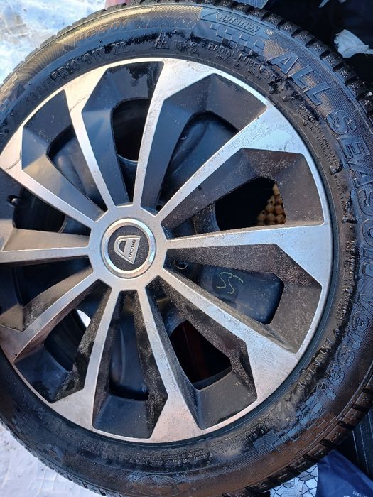 Roti masina de iarna cu genti cu tot