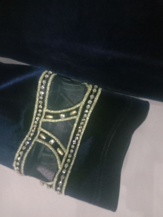 Платье велюр,р.48