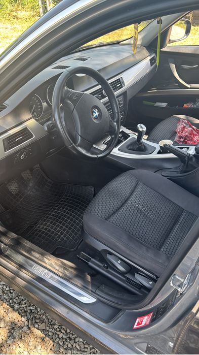 BMW 3 Series 2011 — imagine 3