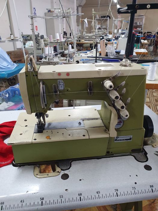 Masina de cusut Uberdeck (de acoperire) Rimoldi