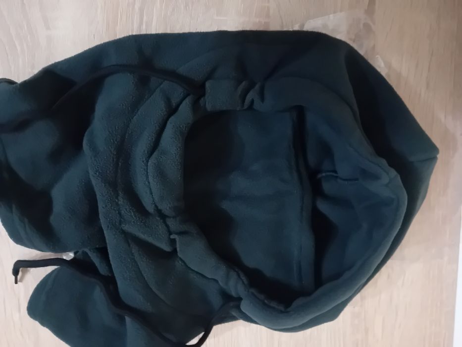 Cagulă termică,   material calitativ plușat. Nouă