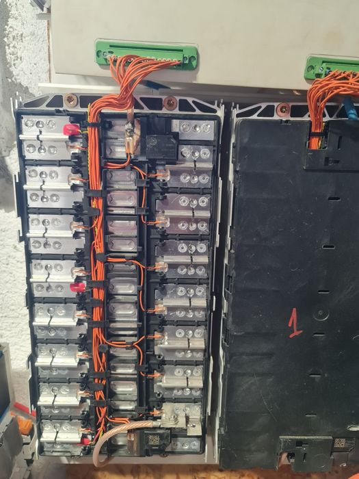 baterii stocare   module  celule