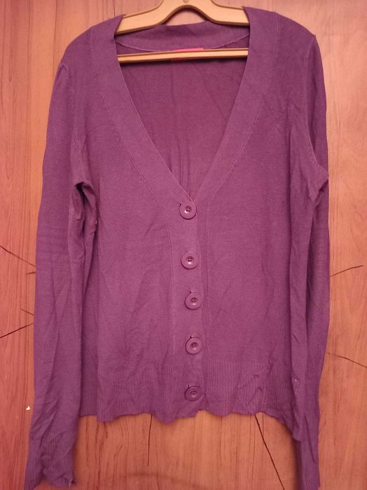 Дамски блузи и жилетки