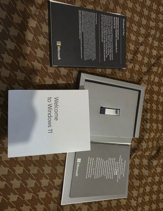 Box Windows 11 Pro