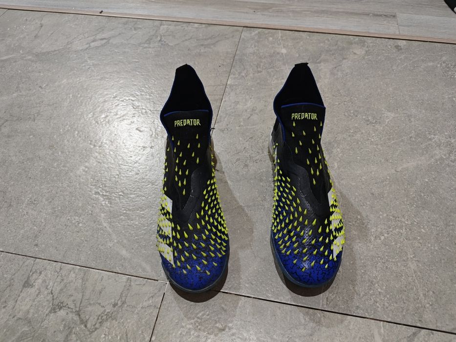 Сороконожки adidas predator
