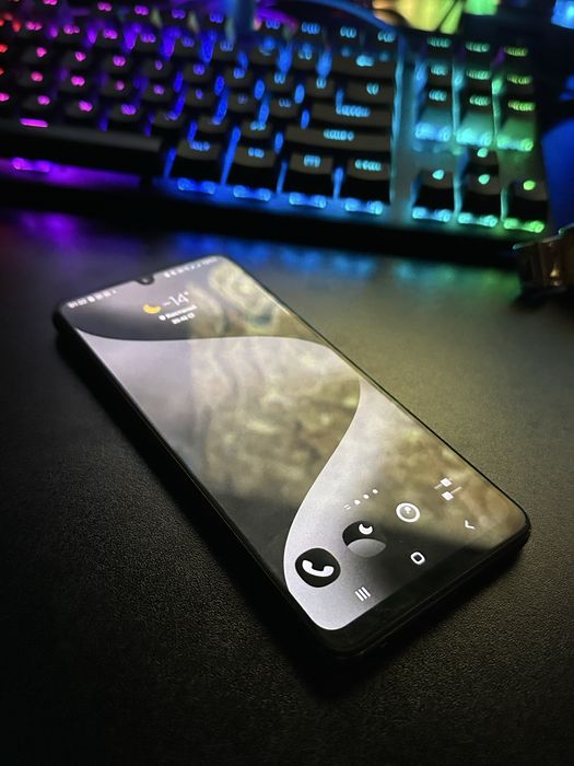 Самсунг а32 sumsung 128gb 90герц экран