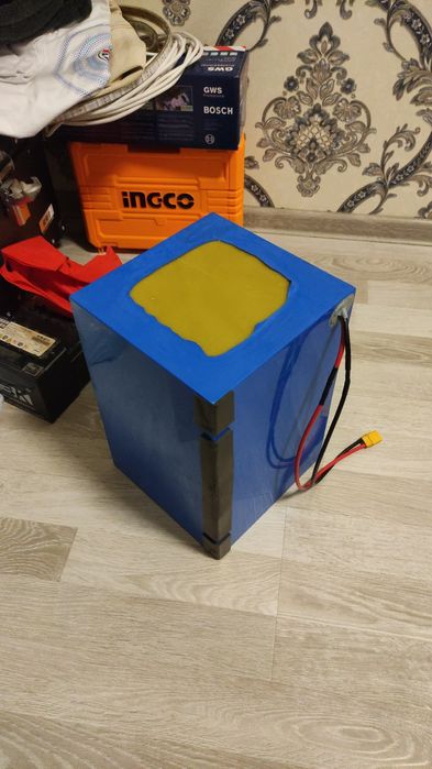 Продаю lifepo4 аккумуляторную сборку .