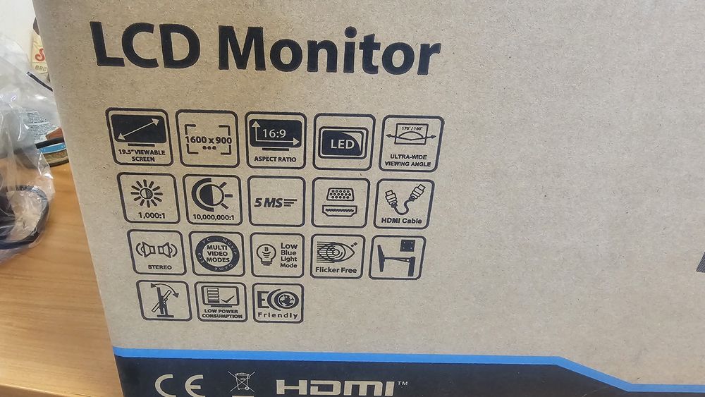 Продавам монитор 20'