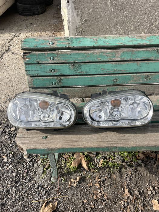 Оригинални фарове от фолксваген голф 4