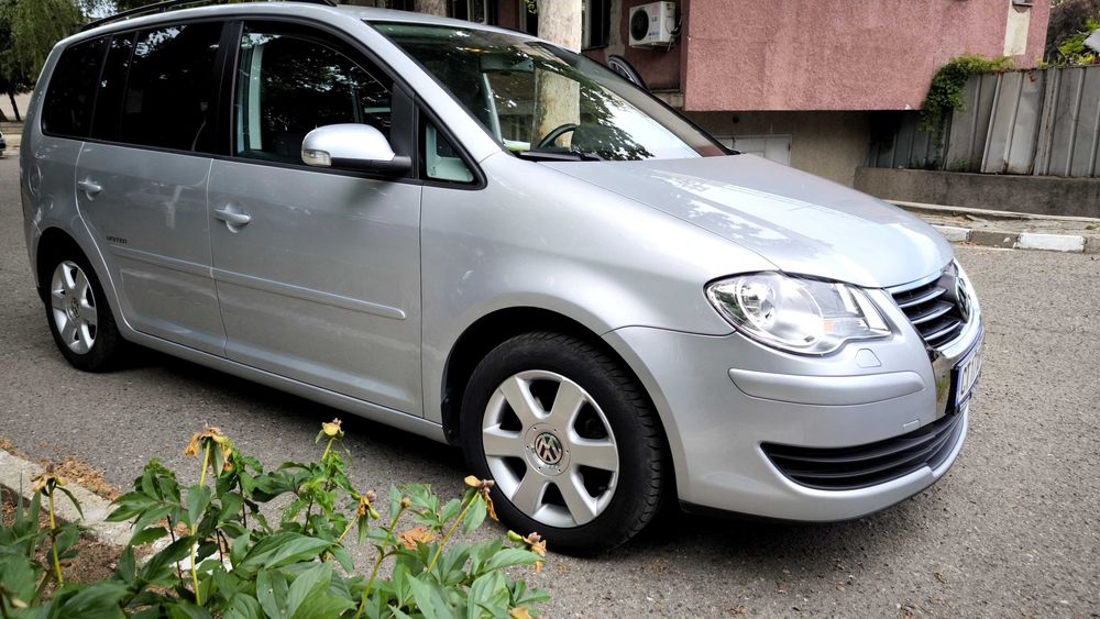 Фолксваген Туран