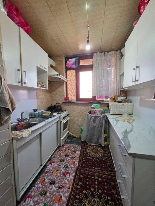 Продаётся 3х комн квартира на 3 этаже Ор-р Динамо базарчик