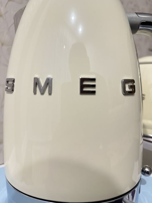 Электрочайник SMEG KLF04 оригинал.