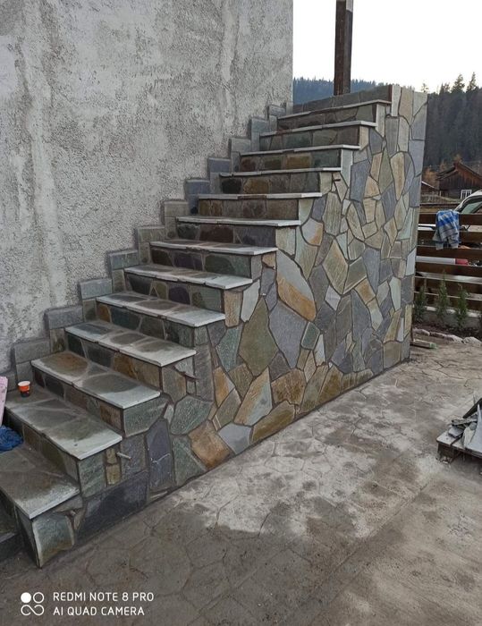 Vand si montez piatra naturala