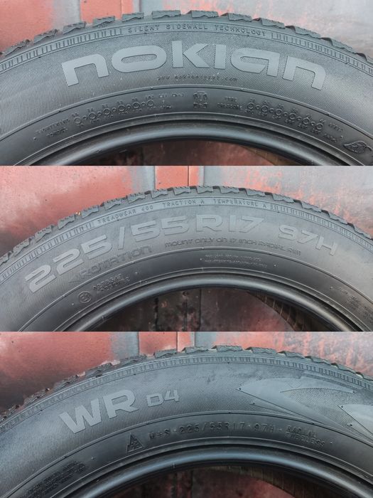 2бр. зимни  гуми 225/55/17 Nokian WrD4
dot22
6.75mm
Добро състояние на