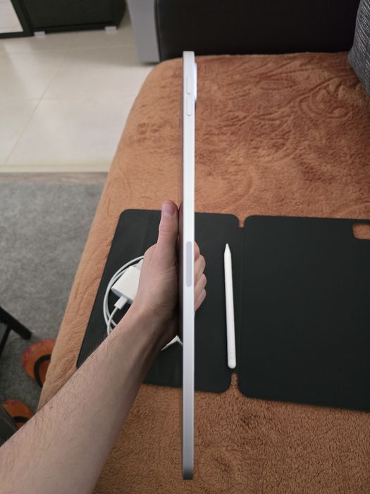 Ipad pro 11 M1 gen 3 Wifi, 128gb + apple pancil si husa
