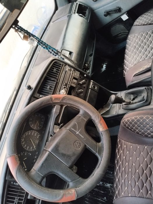 Продам Пассат 1990 года срочно