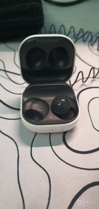 Samsung Galaxy buds 2