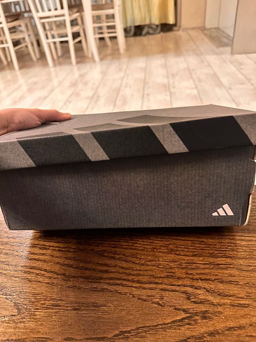 СТОНОЖКИ НА ADIDAS 38 размер са идеални за футбол