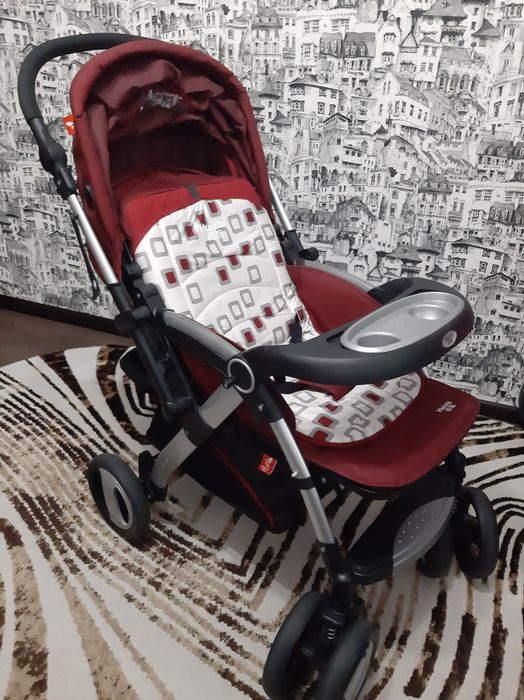 Срочно продам детскую коляску