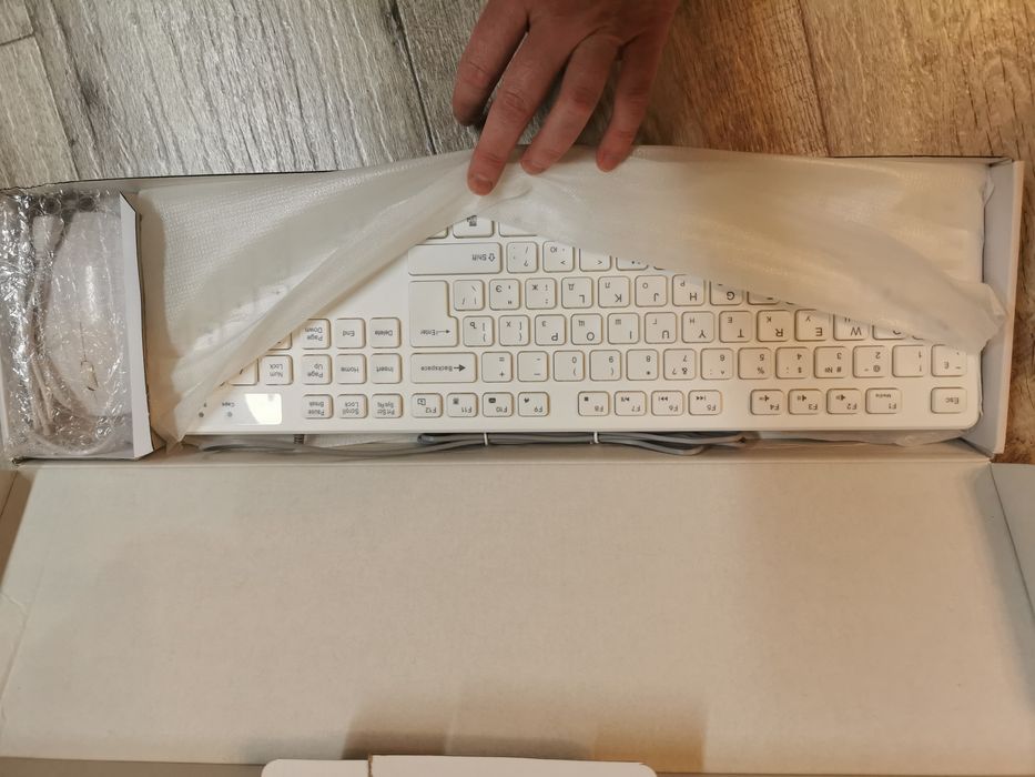 Клавиатура новая проводная