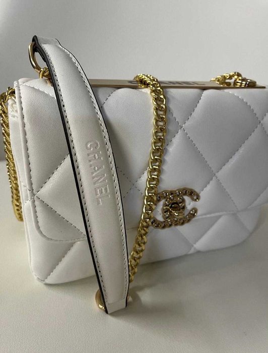 Geantă de damă nouă – calitate superioară, aspect premium