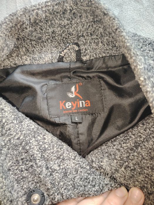 Продам пальто. 46-48 рр.