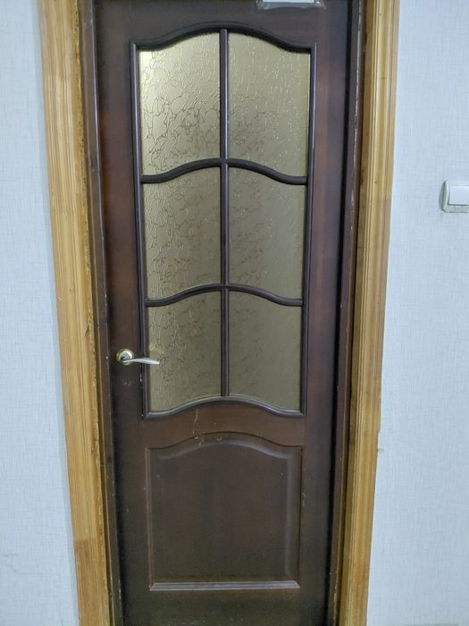 Продам межкомнатные двери б.у.