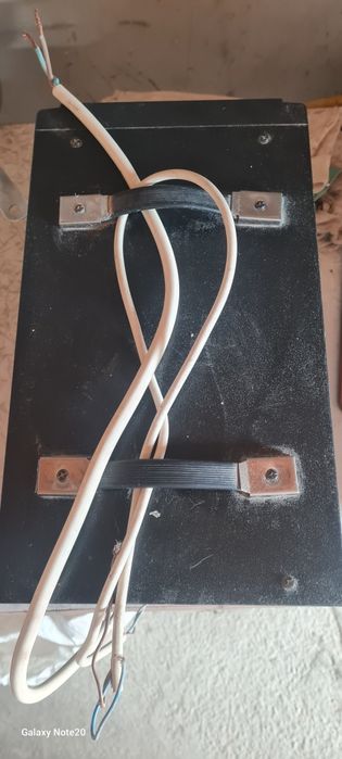 Стабилизатора напряжения 220В