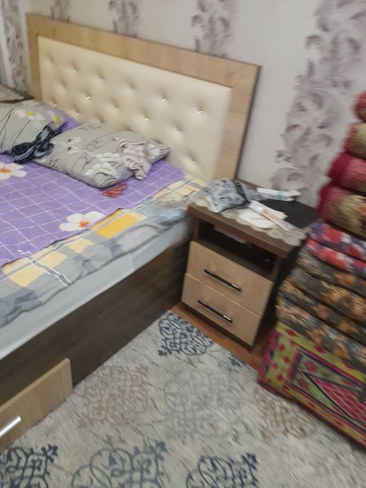 Спальный гарнитур почти новый