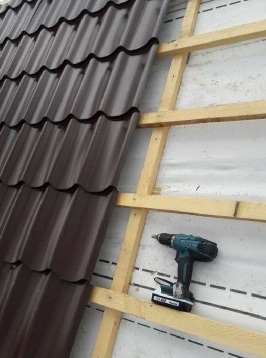 Executam acoperisuri monatj tigla metalica reparati acoperis