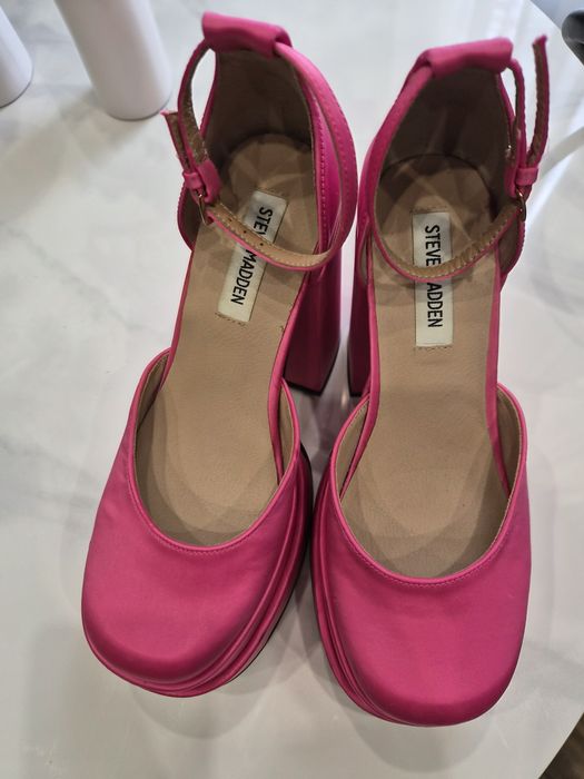 STEVE MADDEN обувки
