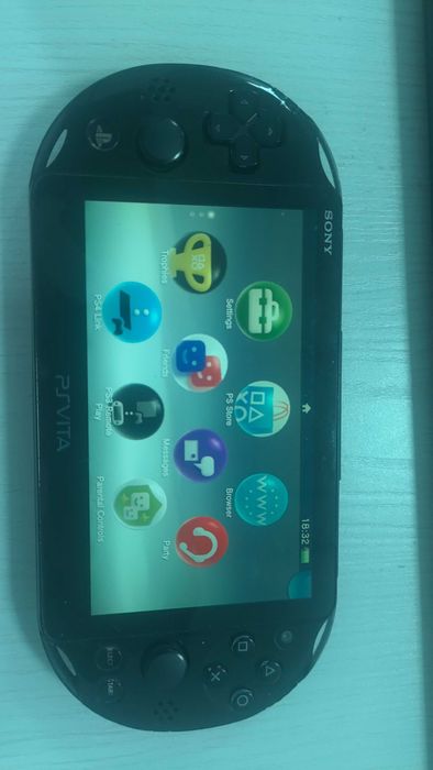 Playstation vita 2000