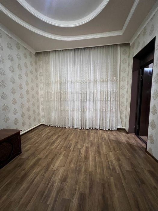 Срочна сотилади участка сотихи 8000$ дан 4 хонали