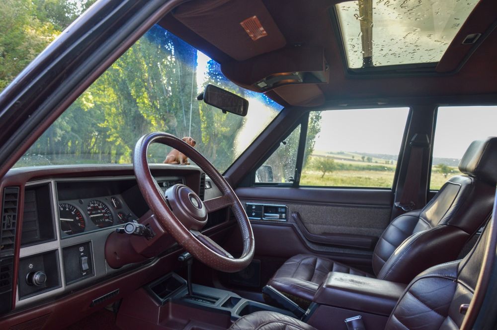 Jeep Cherokee XJ 4.0 Laredo – 1991 – Import SUA