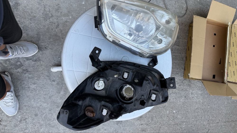 Фарове за Renault