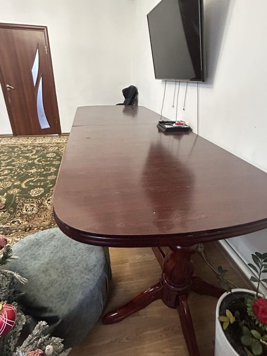 Продаю столл !!!